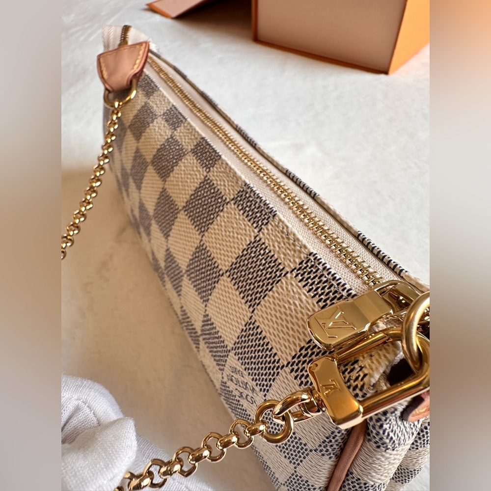 ✨ᴿᵃʳᵉ✨LOUIS VUITTON Eva Clutch Damier Azur 🦄 - Picture 14 of 17